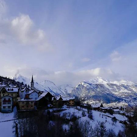 With Mountain Views Daire Nendaz